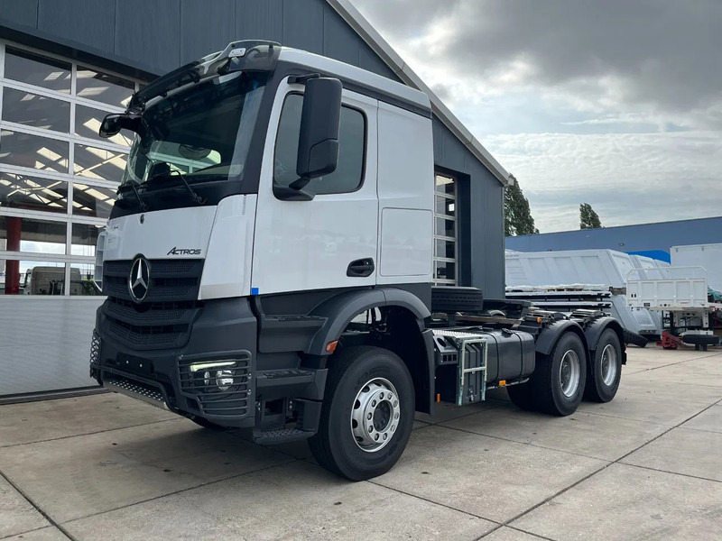 Mercedes-Benz Actros 3340 S 6x4 Tractor Head - Dragbil: bild 1 Mercedes-Benz Actros 3340 S 6x4 Tractor Head - Dragbil: bild 1