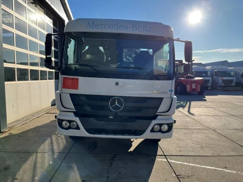 Mercedes-Benz Atego 1418 4x2 Fuel Tank Truck - Tankbil: bild 3 Mercedes-Benz Atego 1418 4x2 Fuel Tank Truck - Tankbil: bild 3