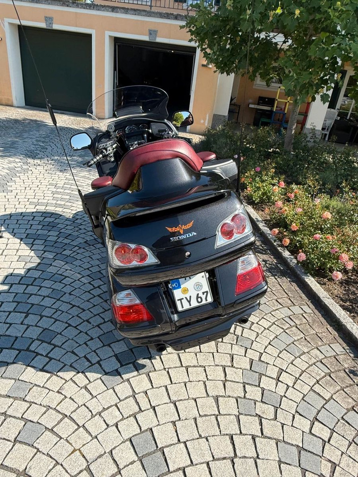 Honda GL1800 SC47*Krossline*Audio*Wilbers*SR Racing - Motorcykel: bild 5 Honda GL1800 SC47*Krossline*Audio*Wilbers*SR Racing - Motorcykel: bild 5