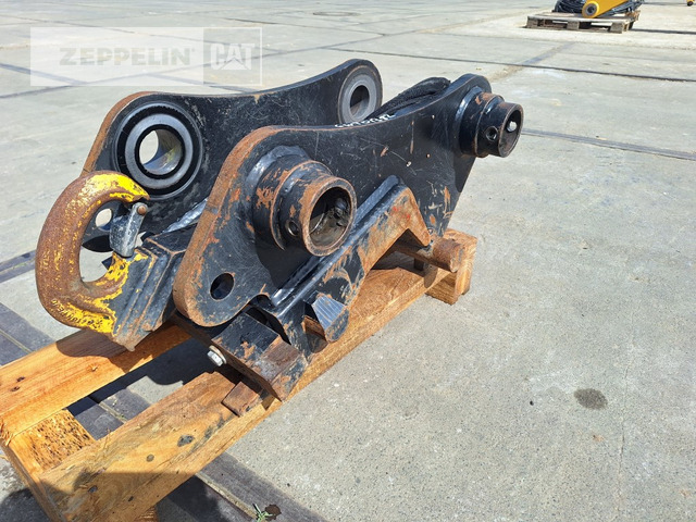 Cat CW10H - Redskapsfäste för Byggmaskiner: bild 1 Cat CW10H - Redskapsfäste för Byggmaskiner: bild 1