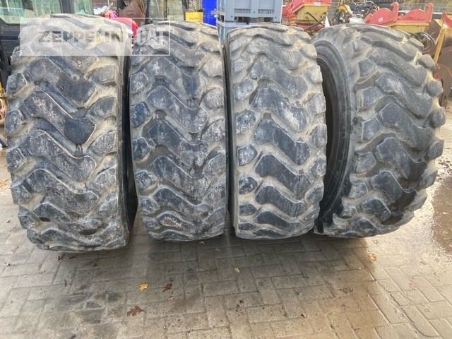 Michelin 4x 20.5R25XHA - Däck för Byggmaskiner: bild 1 Michelin 4x 20.5R25XHA - Däck för Byggmaskiner: bild 1
