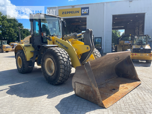 New Holland W190 - Hjullastare: bild 1 New Holland W190 - Hjullastare: bild 1