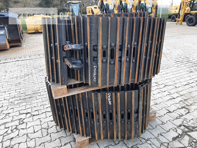 Sonstiges 325-07 Laufwerk 600m - Larvband för Byggmaskiner: bild 1 Sonstiges 325-07 Laufwerk 600m - Larvband för Byggmaskiner: bild 1