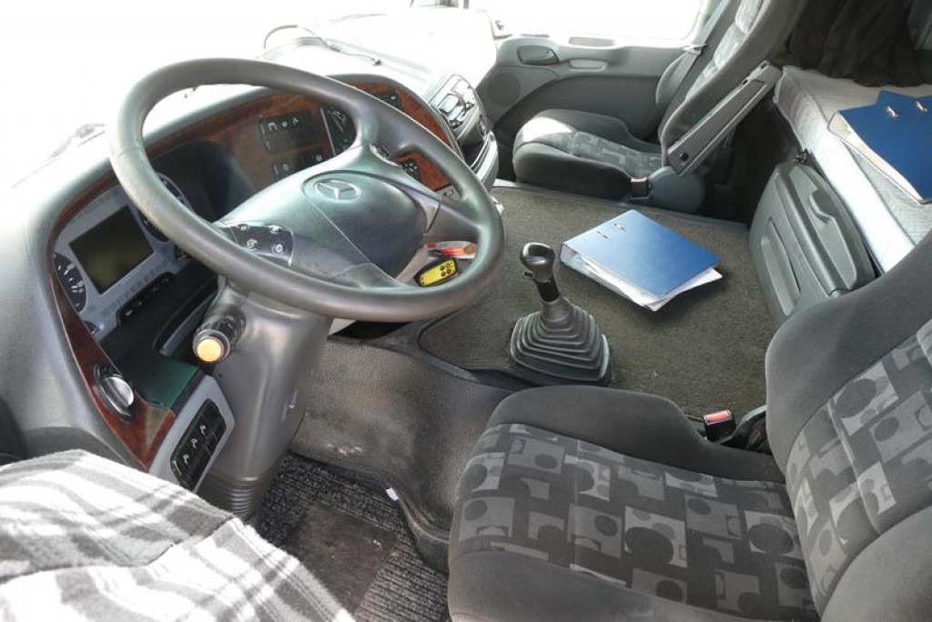 MERCEDES-BENZ Actros 4160 SLT 8x4 4 SZM TITAN -155to.-!! - Dragbil: bild 4 MERCEDES-BENZ Actros 4160 SLT 8x4 4 SZM TITAN -155to.-!! - Dragbil: bild 4