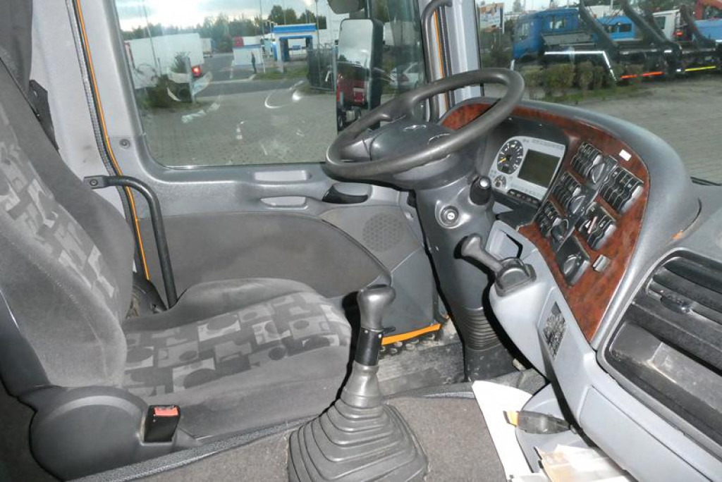 MERCEDES-BENZ Actros 4160 SLT 8x4 4 SZM TITAN -155to.-!! - Dragbil: bild 5 MERCEDES-BENZ Actros 4160 SLT 8x4 4 SZM TITAN -155to.-!! - Dragbil: bild 5