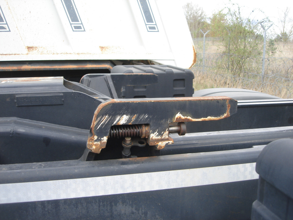 MAN TG-S 35.480 8x4 BL Abrollkipper mit Kran Penz-15L9.80+Meiller RK 30.60L Lenk-Lift Achse - Lastväxlare lastbil, Kranbil: bild 2 MAN TG-S 35.480 8x4 BL Abrollkipper mit Kran Penz-15L9.80+Meiller RK 30.60L Lenk-Lift Achse - Lastväxlare lastbil, Kranbil: bild 2