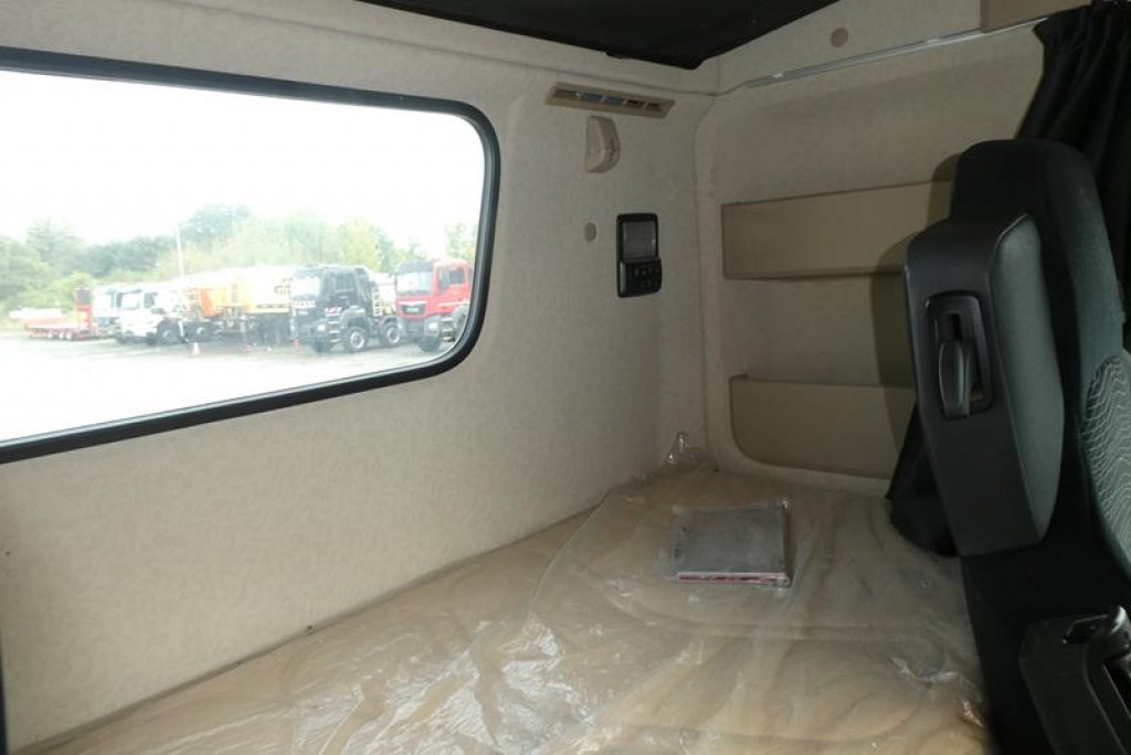 MERCEDES-BENZ Actros neu 2546 L 6x2 Abrollkipper Lenk-Lift Achse - Lastväxlare lastbil: bild 3 MERCEDES-BENZ Actros neu 2546 L 6x2 Abrollkipper Lenk-Lift Achse - Lastväxlare lastbil: bild 3