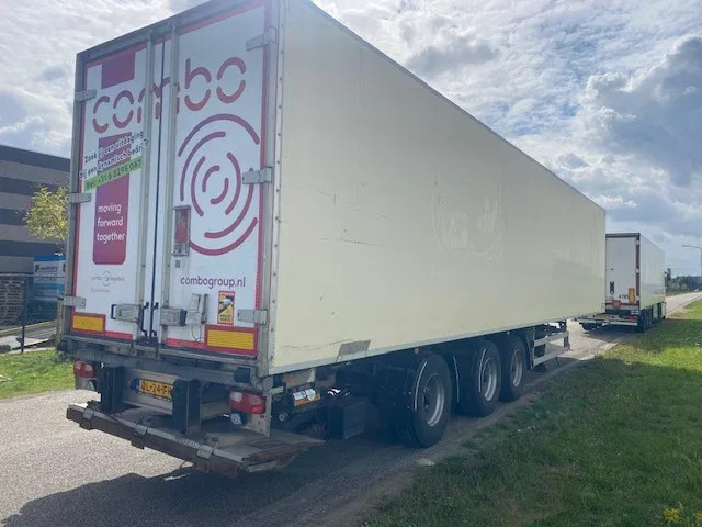 Van Eck koelvries 3 asser stuuras,met carrier vector koelmotor, apk gekeurd - Kyl/ Frys semitrailer: bild 3 Van Eck koelvries 3 asser stuuras,met carrier vector koelmotor, apk gekeurd - Kyl/ Frys semitrailer: bild 3