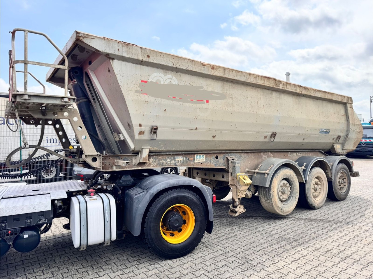 Menci SA700R Kipper Mulde 27m³ Lift Stahl Stück - Tippbil semitrailer: bild 3 Menci SA700R Kipper Mulde 27m³ Lift Stahl Stück - Tippbil semitrailer: bild 3