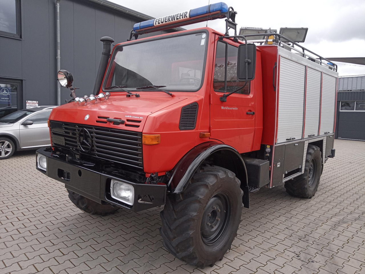 Mercedes Benz Unimog U1300L Unimog Firetruck - Släck/ Räddningsvagn: bild 2 Mercedes Benz Unimog U1300L Unimog Firetruck - Släck/ Räddningsvagn: bild 2
