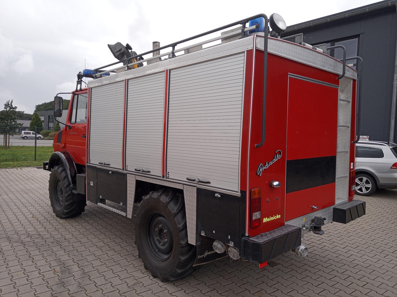 Mercedes Benz Unimog U1300L Unimog Firetruck - Släck/ Räddningsvagn: bild 5 Mercedes Benz Unimog U1300L Unimog Firetruck - Släck/ Räddningsvagn: bild 5