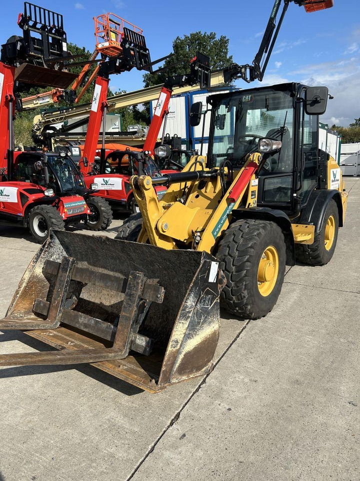 CAT 906 (9145) - Minilastare: bild 3 CAT 906 (9145) - Minilastare: bild 3