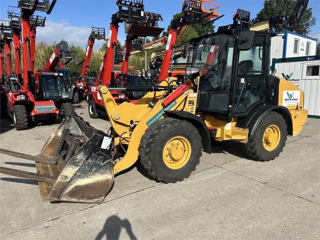 CAT 906 (9145) - Minilastare: bild 2 CAT 906 (9145) - Minilastare: bild 2