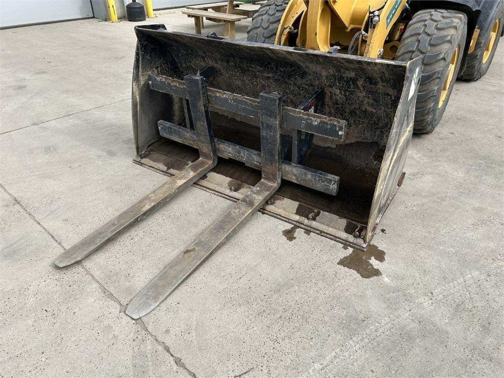 CAT 906M (8758) - Minilastare: bild 5 CAT 906M (8758) - Minilastare: bild 5