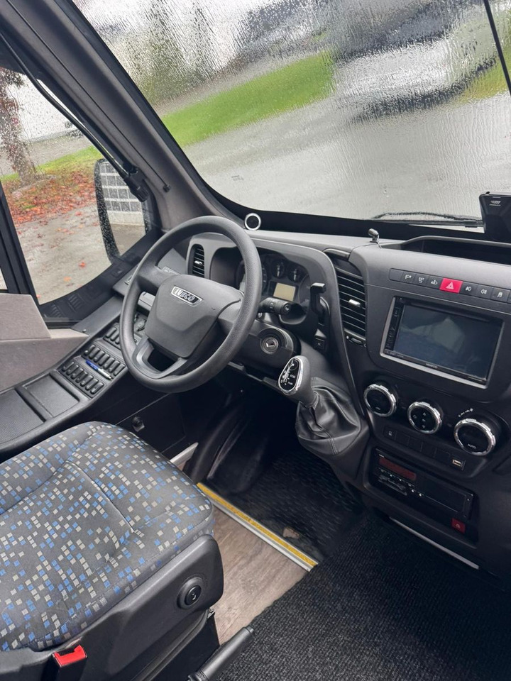 Iveco Atomic AN21 (wenig Km*7.2t) Rosero/ Rapido - Minibuss, Persontransport: bild 4 Iveco Atomic AN21 (wenig Km*7.2t) Rosero/ Rapido - Minibuss, Persontransport: bild 4