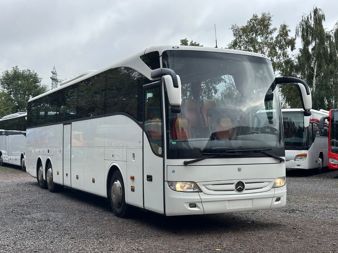 Mercedes-Benz Tourismo O350 16 RHD-M (56 Sitze*DE*TOP) - Turistbuss: bild 2 Mercedes-Benz Tourismo O350 16 RHD-M (56 Sitze*DE*TOP) - Turistbuss: bild 2