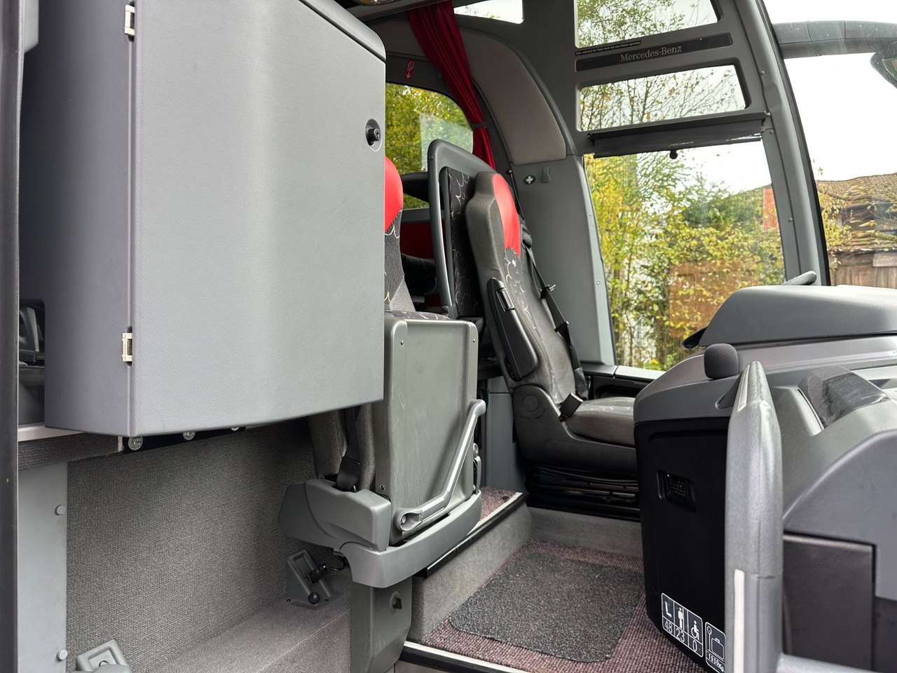 Mercedes-Benz Travego O580 16 RHD-M (LuxLine*TOP*DE) - Turistbuss: bild 4 Mercedes-Benz Travego O580 16 RHD-M (LuxLine*TOP*DE) - Turistbuss: bild 4