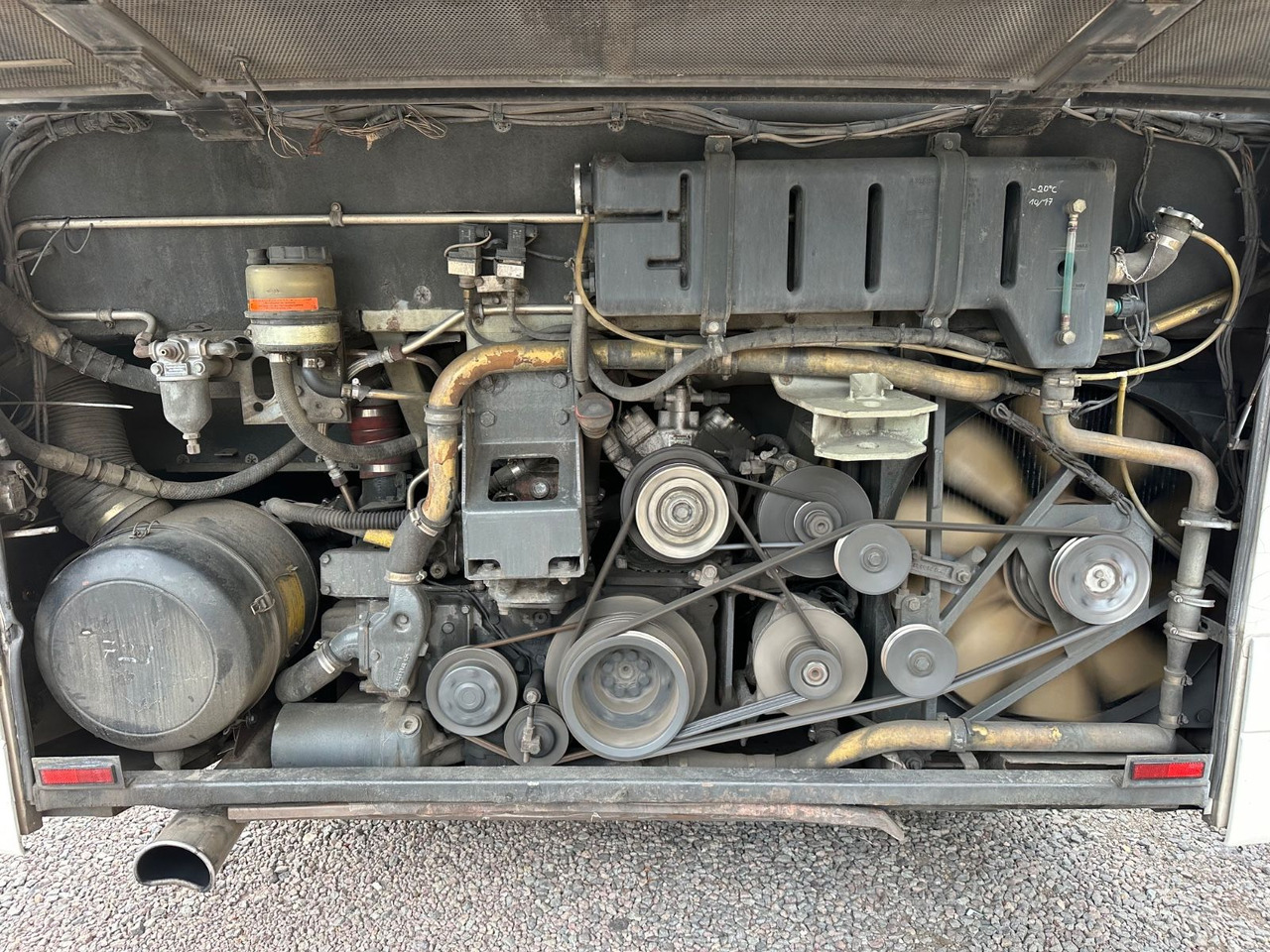 Setra S 315 UL (56 Sitze*Klima*Schalt*TOP) - Förortsbuss: bild 4 Setra S 315 UL (56 Sitze*Klima*Schalt*TOP) - Förortsbuss: bild 4