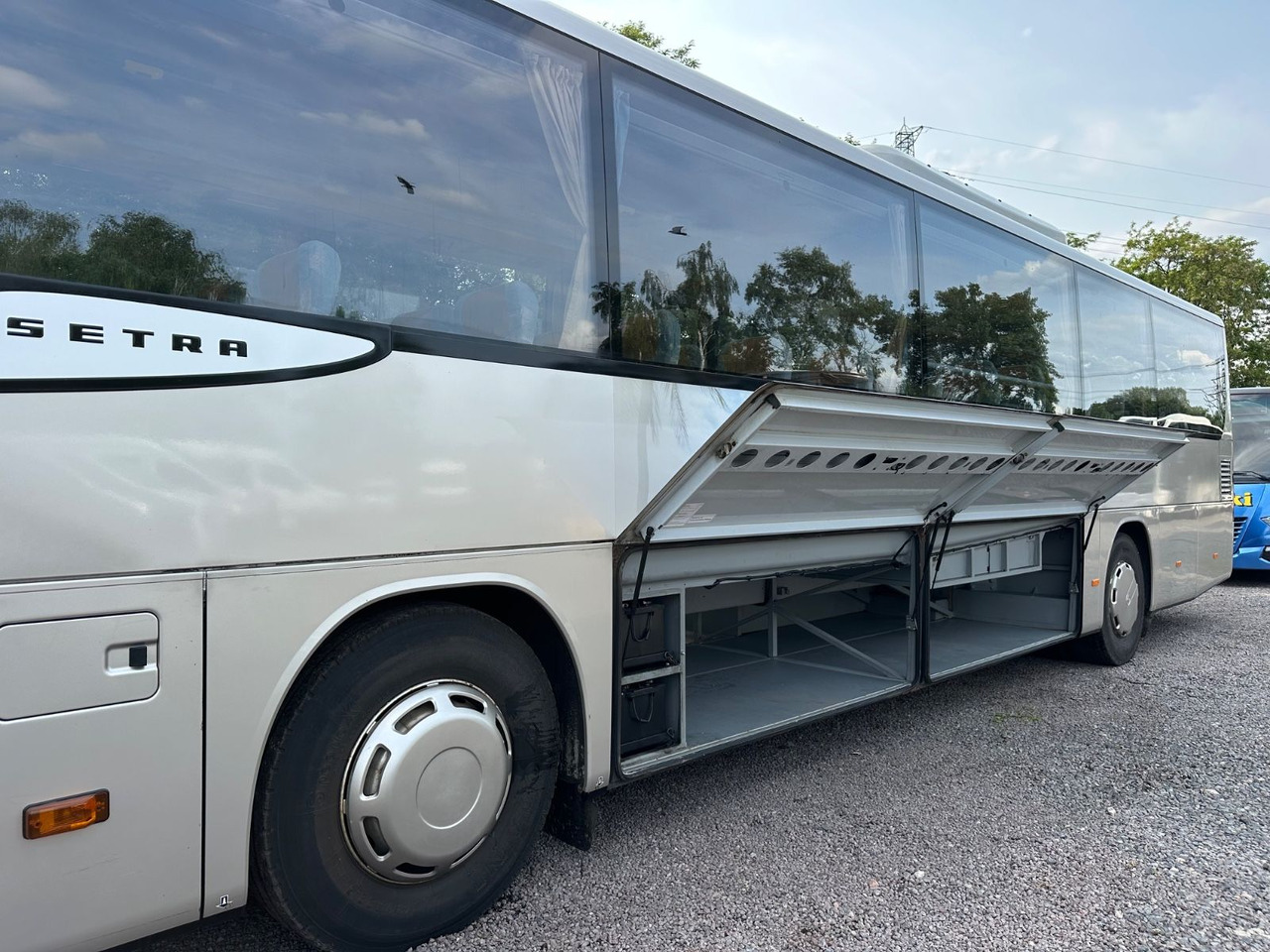 Setra S 415 UL GT (Motor neu*TOP) - Förortsbuss: bild 4 Setra S 415 UL GT (Motor neu*TOP) - Förortsbuss: bild 4